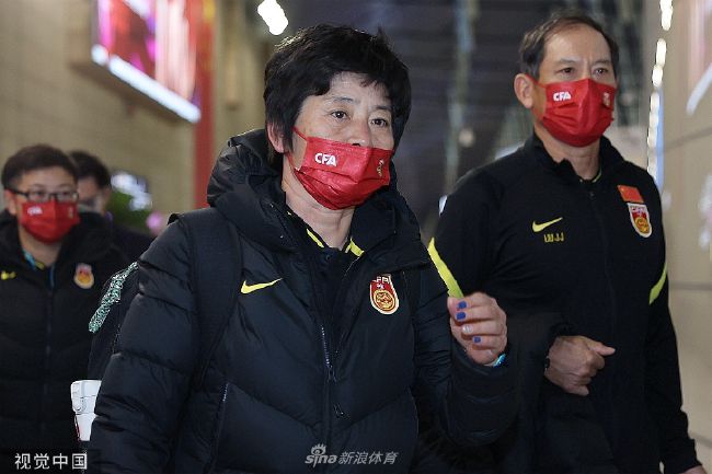 超级碰碰青草久热国产